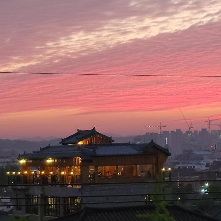 ชอนจู ชองกา ฮันอก เพนชั่น Hotel จอนจู ภายนอก รูปภาพ