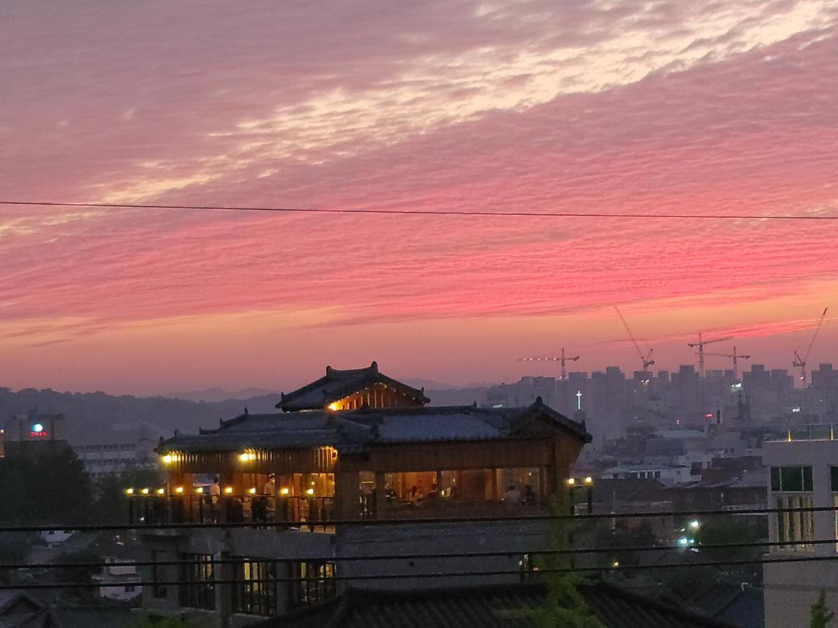 ชอนจู ชองกา ฮันอก เพนชั่น Hotel จอนจู ภายนอก รูปภาพ